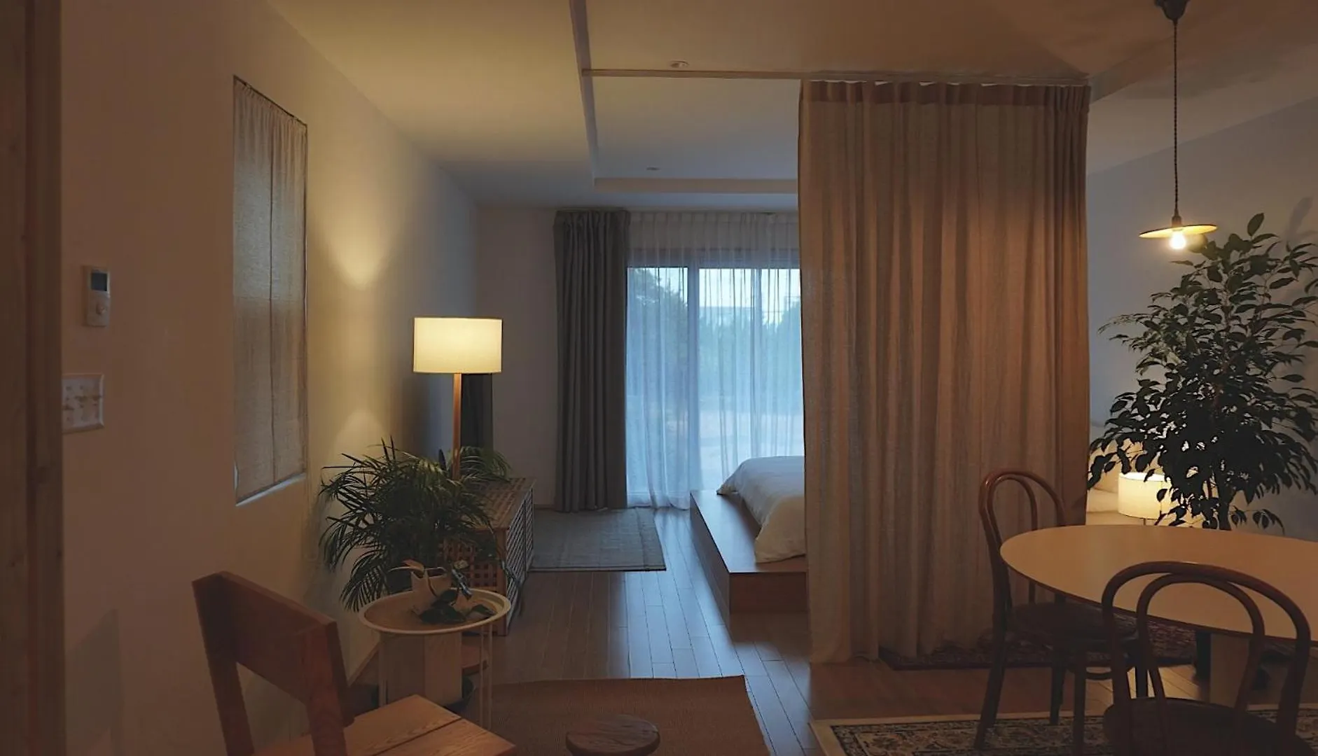 At Corner Resort & Garden 제주 0*,  대한민국