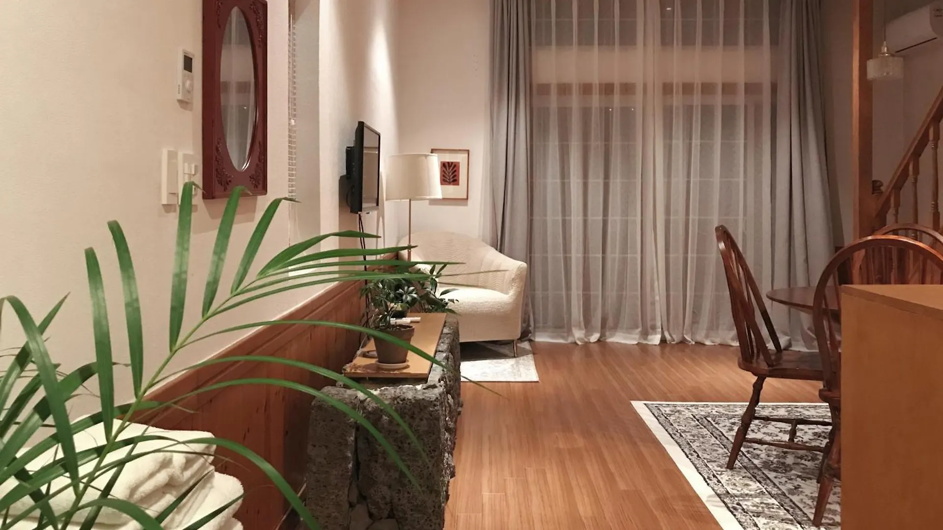 At Corner Resort & Garden Jeju Holiday home